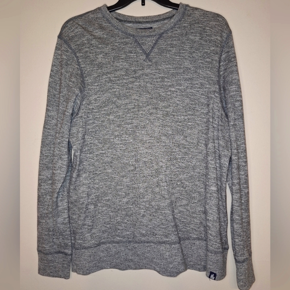 A The North Face men's cotton sweatshirt in a size large. Pre-loved
